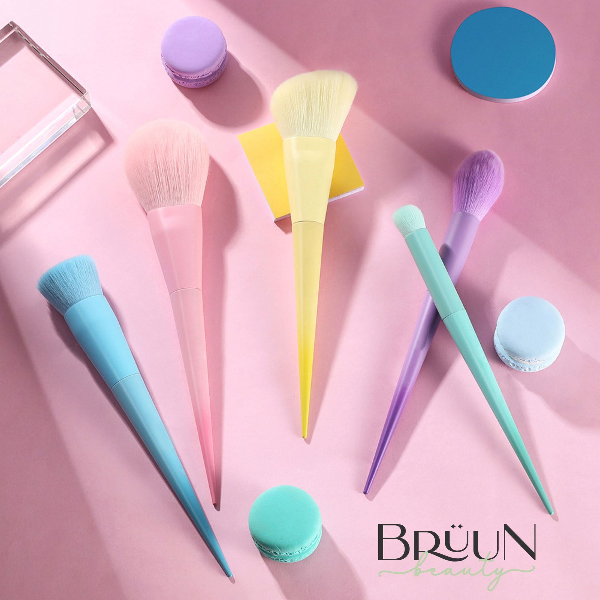 BRÜUN Makeup Brushes Set- A (17 Pcs) Premium Quality Synthetic and Colorful Brushes Kit with Purple Top and Blue Bottom Sponges for Blush Concealers, Blending Face Powder and Eyeshadow Makeup Bruun Beauty 